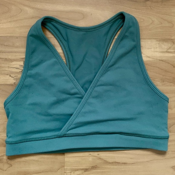 Classic Deep V Sports Bra: Lululemon - Picture 2 of 7